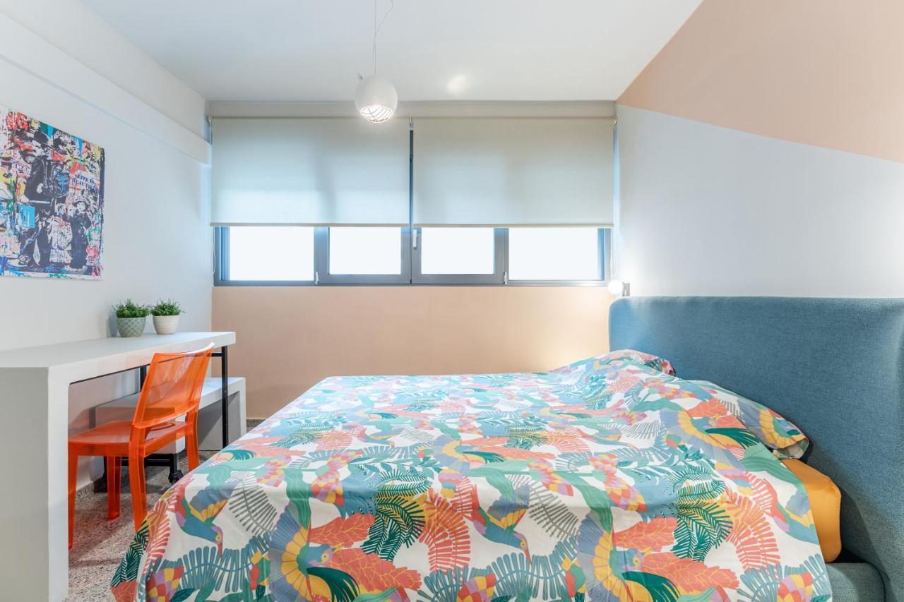 Pop Art Homm In Groovy Koukaki Apartment Atena Exterior foto
