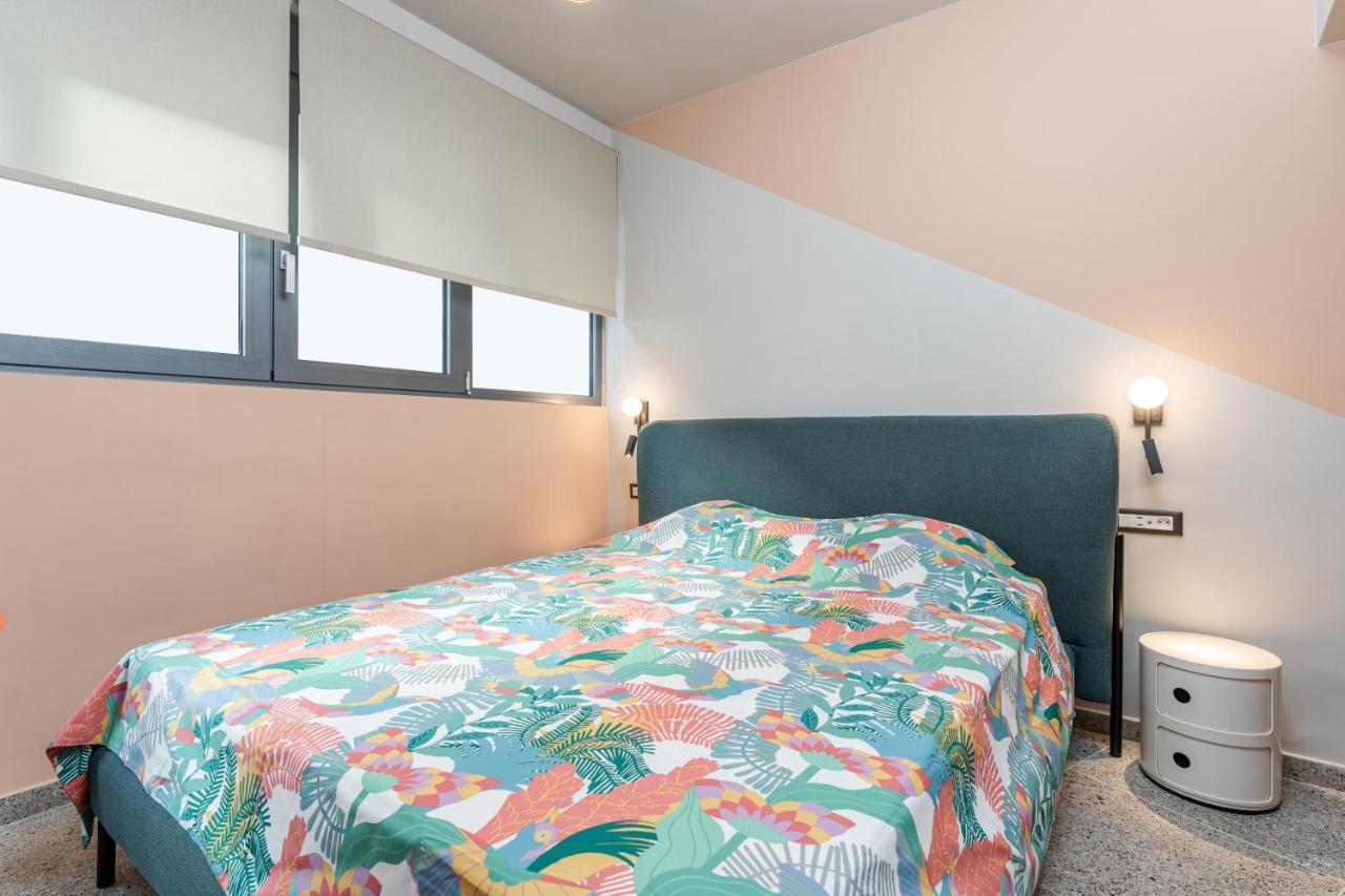 Pop Art Homm In Groovy Koukaki Apartment Atena Exterior foto